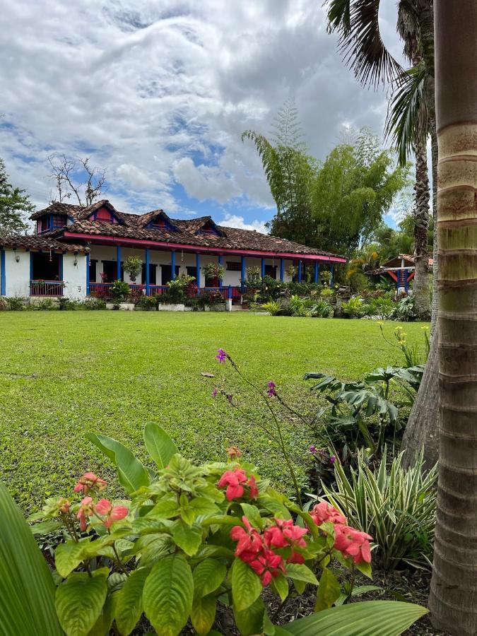 El Percal Hacienda Hotel Montenegro Buitenkant foto