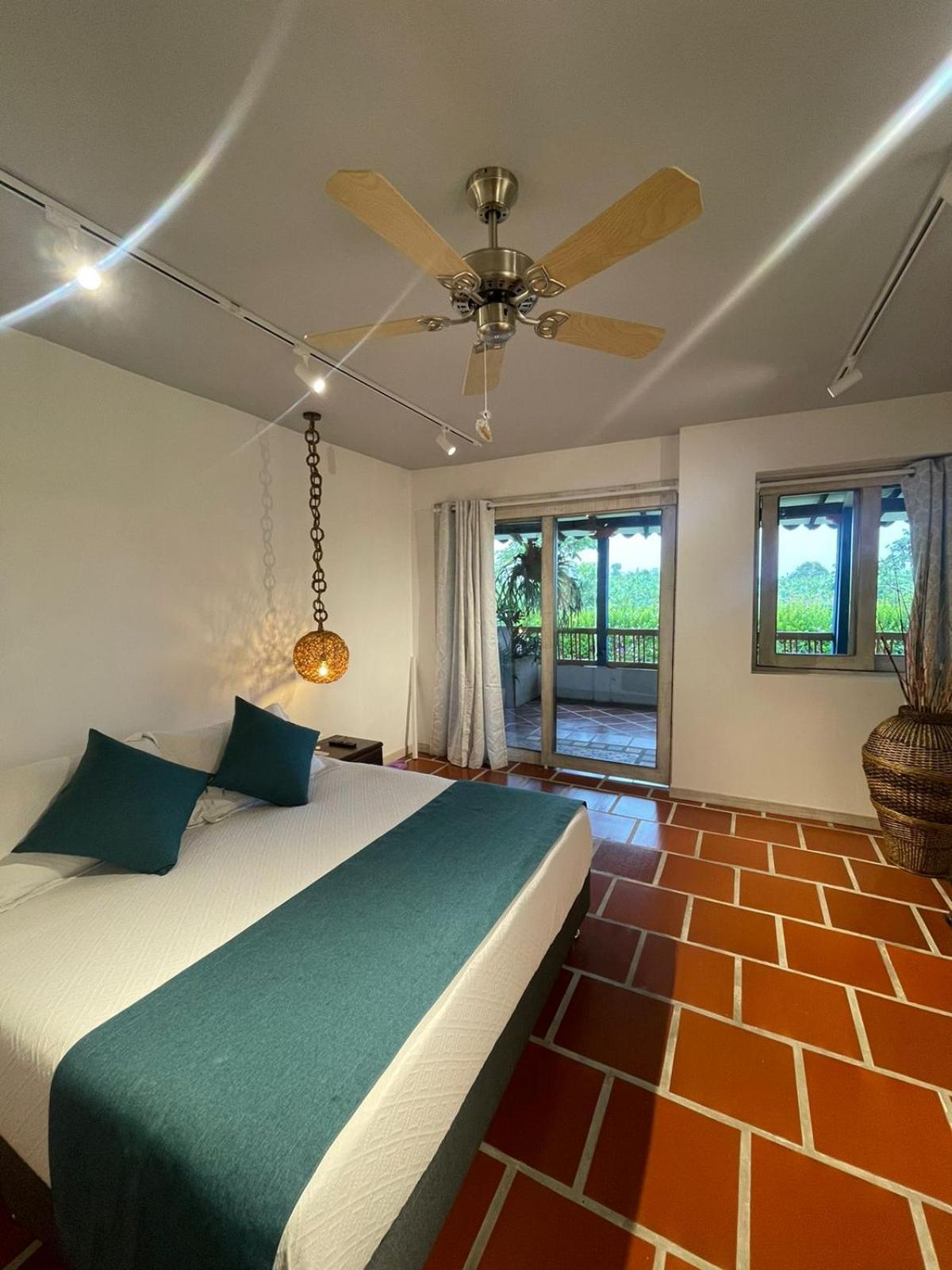 El Percal Hacienda Hotel Montenegro Buitenkant foto
